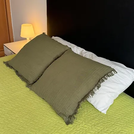 Sunflower Apartment *